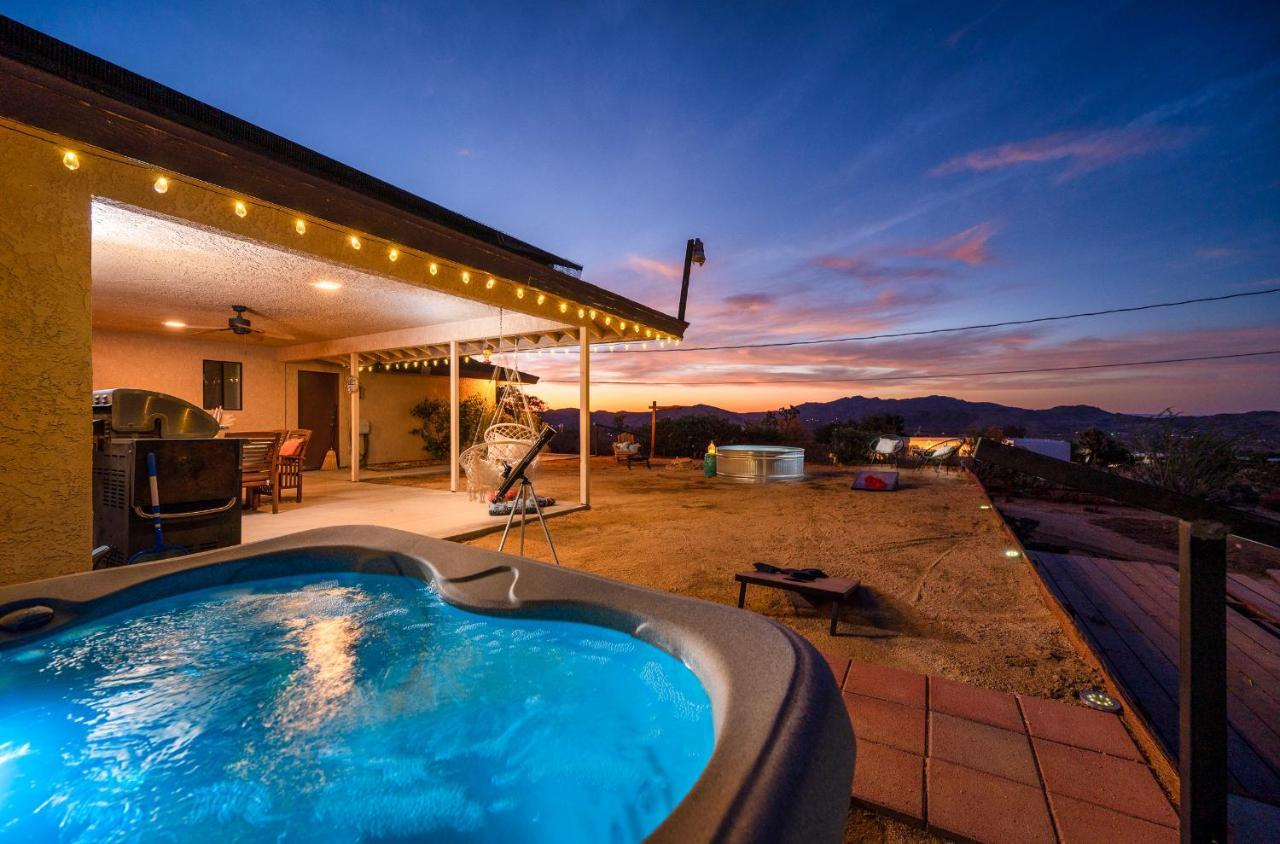 The Stargaze In Joshua Tree - Pool, Hot Tub, Views Villa Kültér fotó